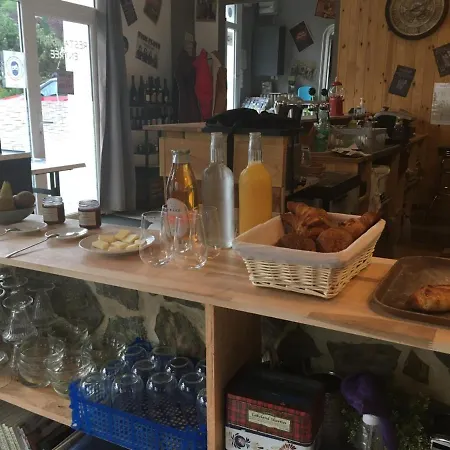 L'ambroisie فندق 2*