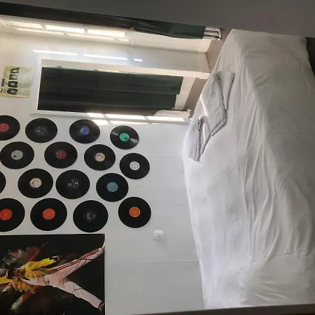 L'ambroisie فندق